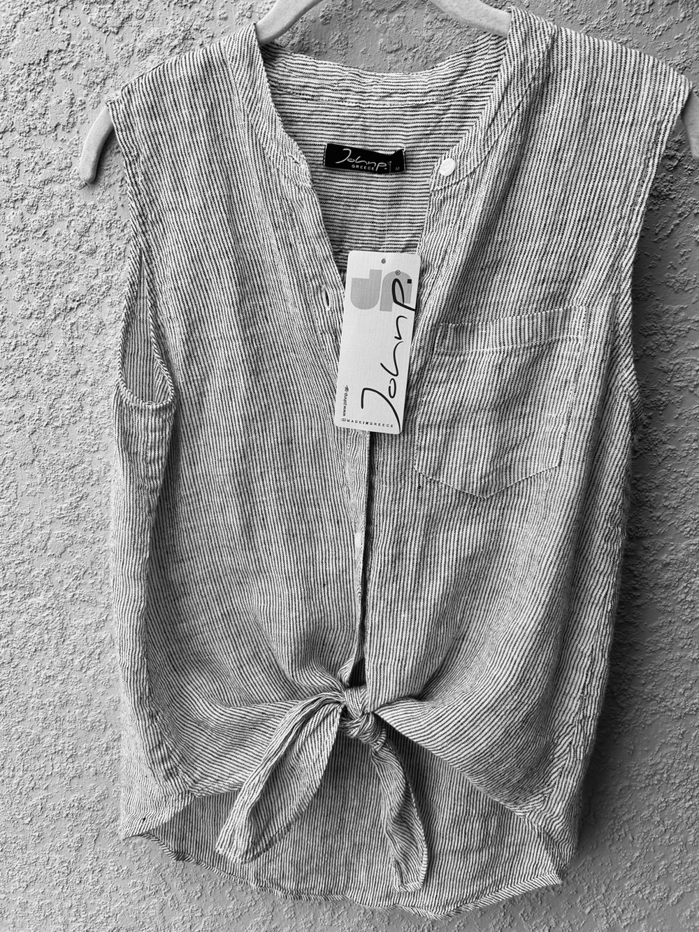 NWT 100% linen John P sleeveless button down tie-front striped top M